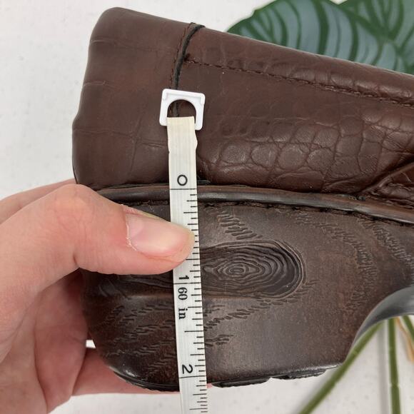 b.o.c. Born Chocolate Brown Croc Embossed Animal Print Peggy Faux Wood Clog Shoe - Picture 10 of 10